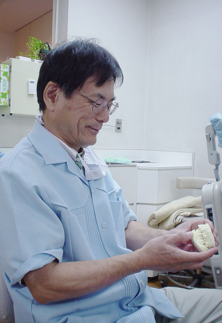 院長 牛嶋宏幸